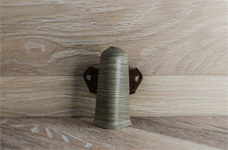 Наружный угол с крепежом 85 мм "Деконика" 275 Сосна оливье dec_id_85_153